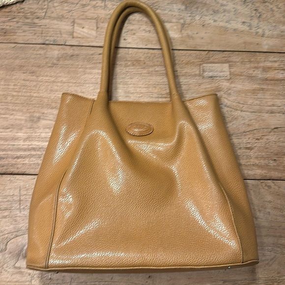 Vintage Tod’s Camel Leather Shoulder Bag – Perfect Fall Neutral - Picture 1 of 14